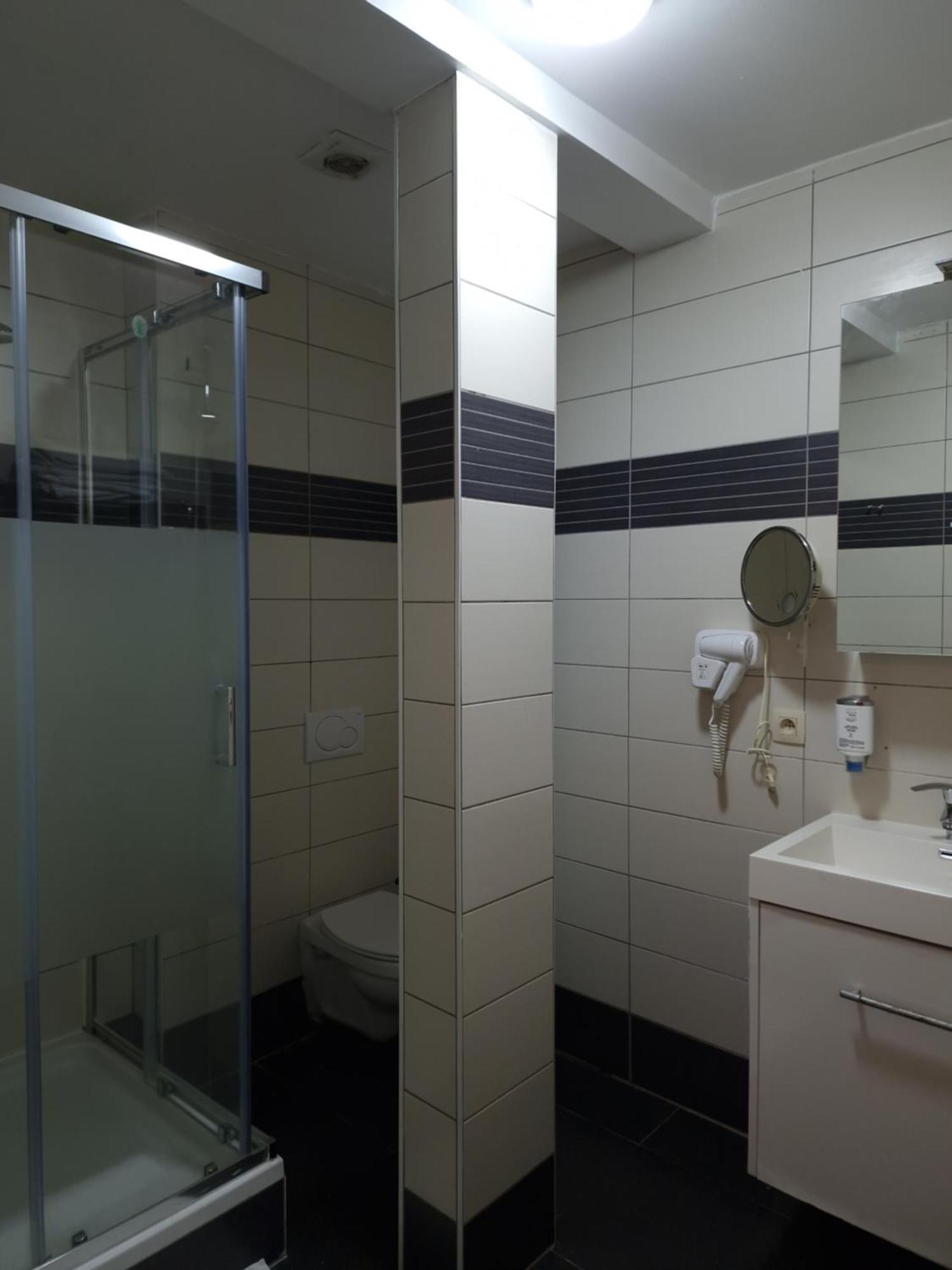 Sky Apart Hotel - Hotel Eurocap Jette Экстерьер фото