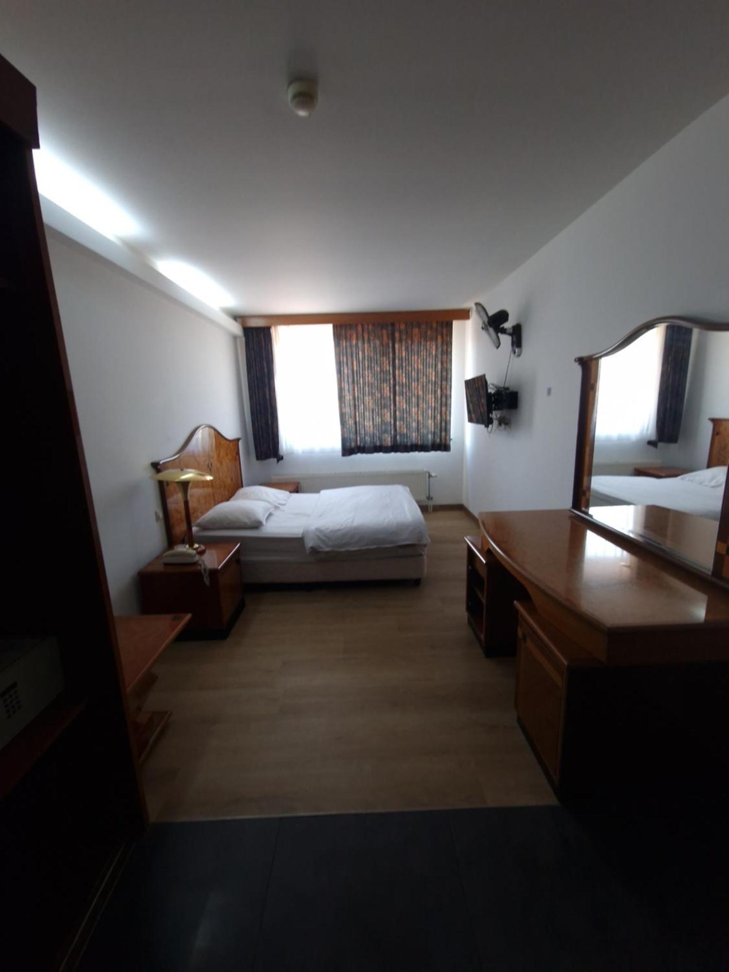 Sky Apart Hotel - Hotel Eurocap Jette Экстерьер фото