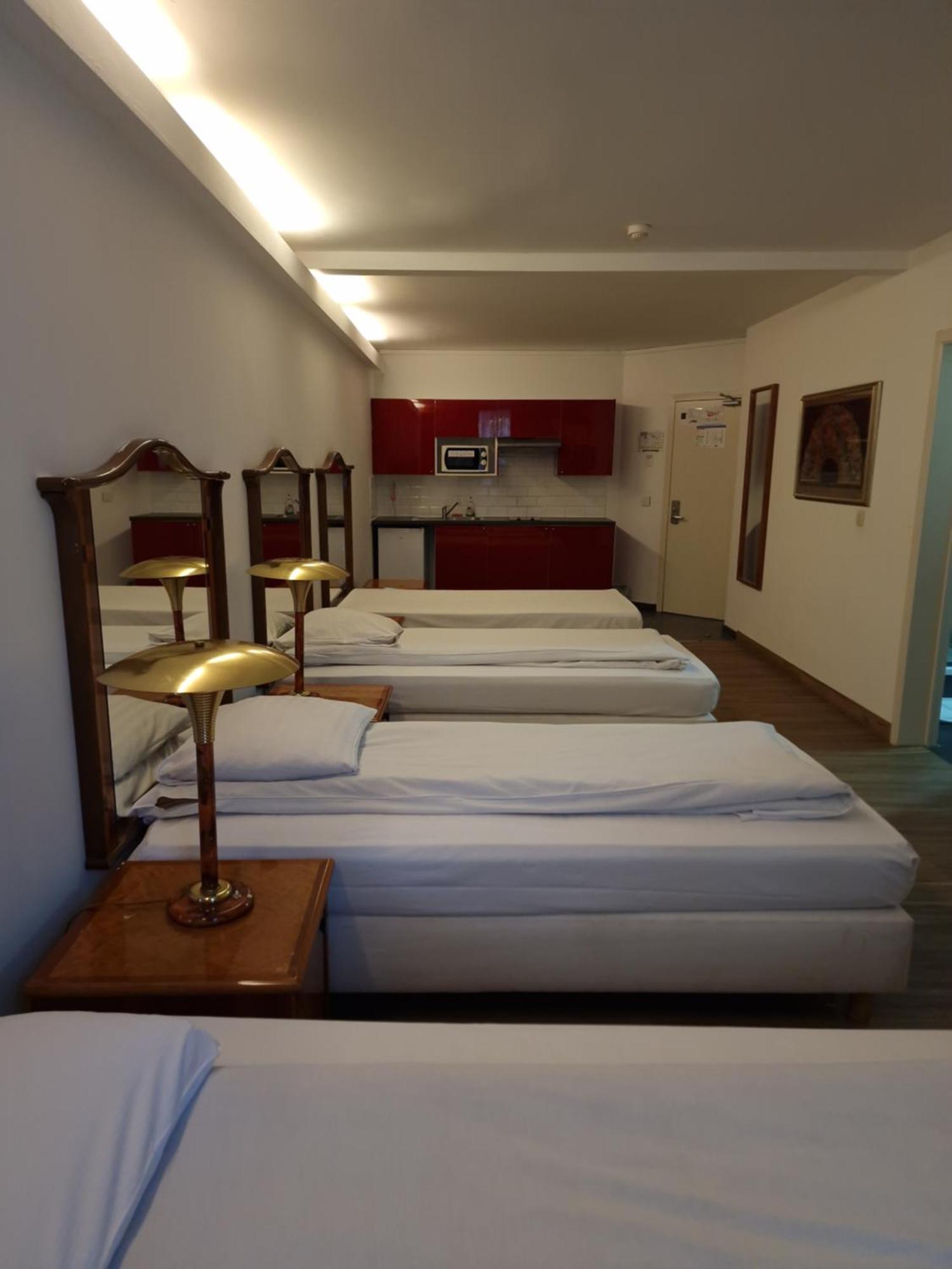 Sky Apart Hotel - Hotel Eurocap Jette Экстерьер фото
