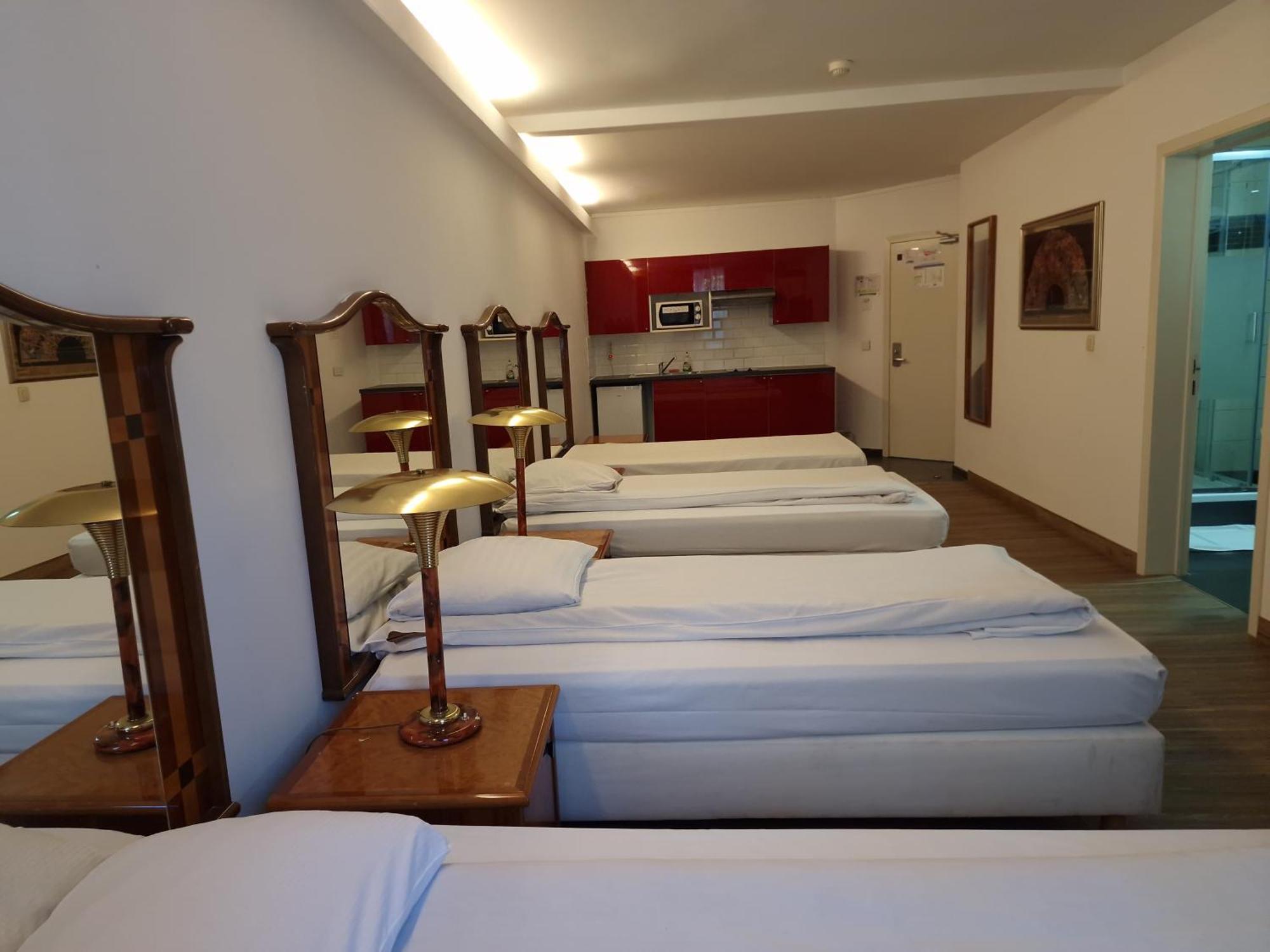 Sky Apart Hotel - Hotel Eurocap Jette Экстерьер фото