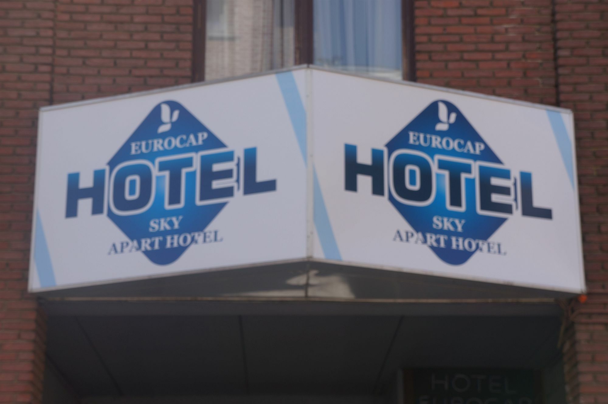 Sky Apart Hotel - Hotel Eurocap Jette Экстерьер фото